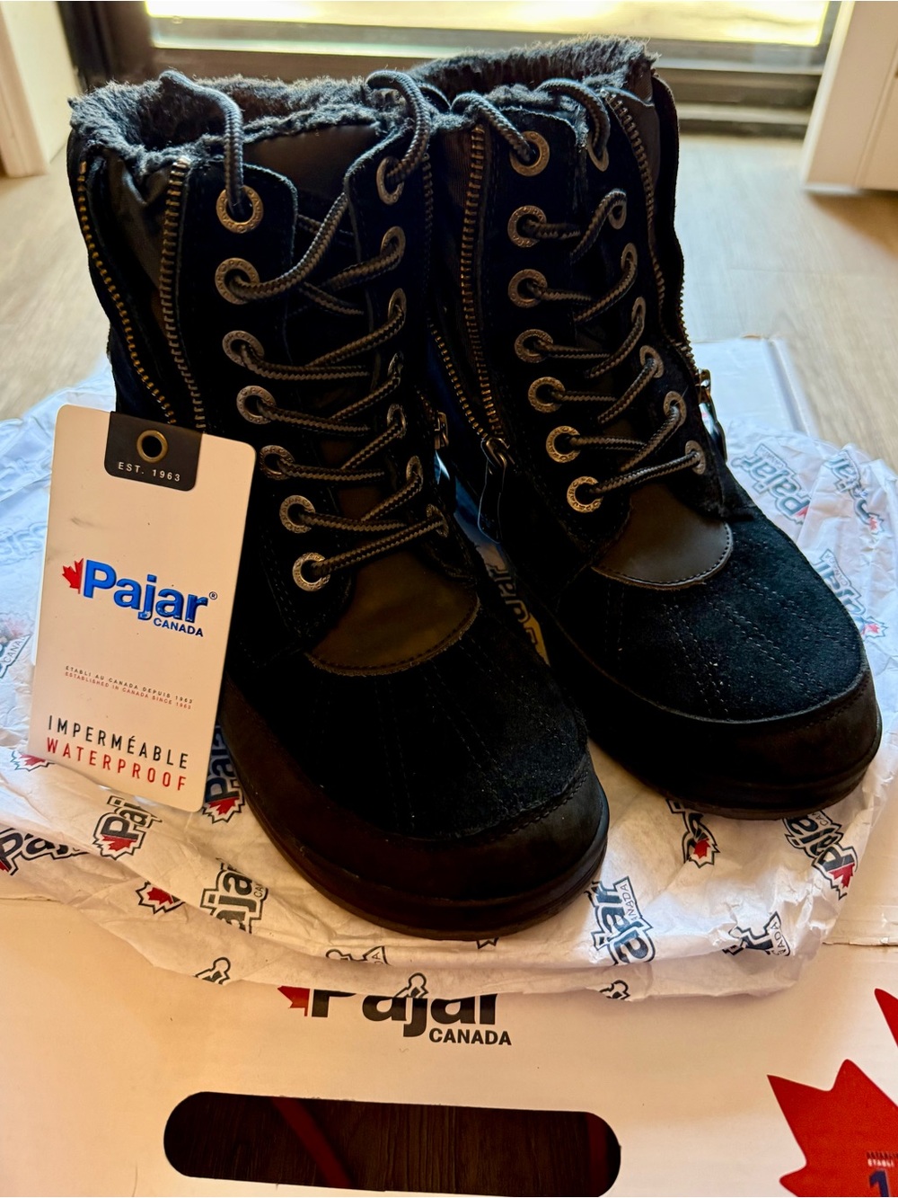 Pajar Jeana Waterproof Winter Boots - size 7/38